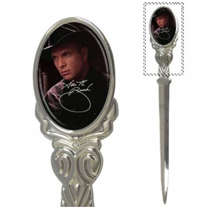 http://www.starsonstuff.com/6068-thickbox/garth-brooks-signature-letter-opener.jpg