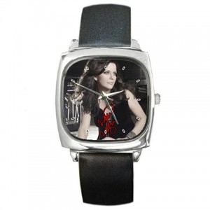 http://www.starsonstuff.com/6134-thickbox/martina-mcbride-signature-square-metal-watch.jpg