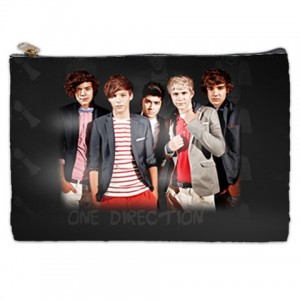 http://www.starsonstuff.com/6221-thickbox/one-direction-cosmetic-bag.jpg