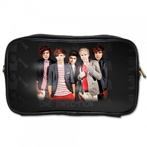 http://www.starsonstuff.com/6222-thickbox/one-direction-toiletries-bag.jpg