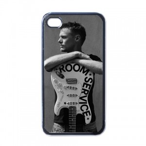 http://www.starsonstuff.com/6360-thickbox/bryan-adams-iphone-4-4s-ios-5-case.jpg