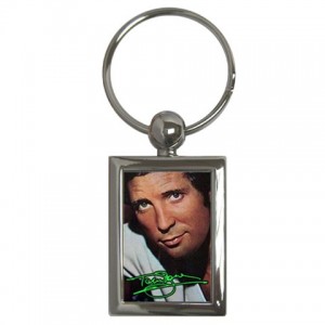 http://www.starsonstuff.com/6683-thickbox/tom-jones-signature-rectangle-keyring.jpg