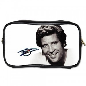 http://www.starsonstuff.com/6710-thickbox/tom-jones-signature-toiletries-bag.jpg