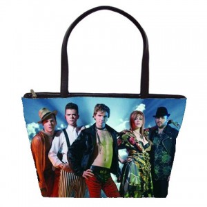 http://www.starsonstuff.com/705-832-thickbox/the-scissor-sisters-classic-shoulder-bag.jpg