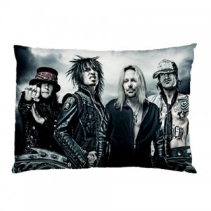 http://www.starsonstuff.com/7272-thickbox/motley-crue-pillow-case.jpg