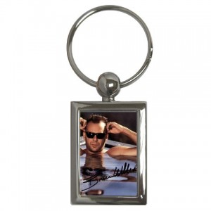 http://www.starsonstuff.com/756-883-thickbox/bruce-willis-rectangle-keyring.jpg