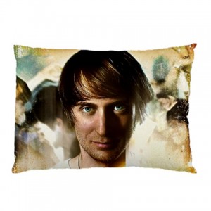 http://www.starsonstuff.com/8232-thickbox/david-guetta-pillow-case.jpg