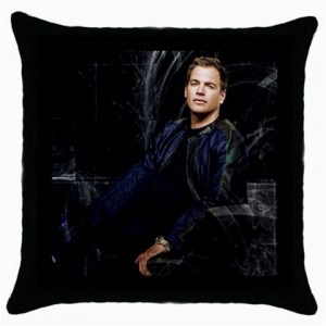 http://www.starsonstuff.com/8238-thickbox/ncis-dinozzo-cushion-cover.jpg