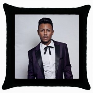 http://www.starsonstuff.com/8326-thickbox/marcus-collins-cushion-cover.jpg