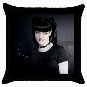 http://www.starsonstuff.com/8328-thickbox/ncis-abby-cushion-cover.jpg