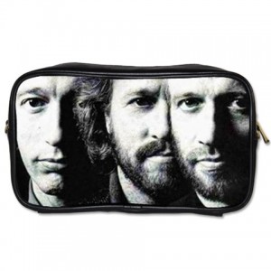 http://www.starsonstuff.com/8644-thickbox/the-bee-gees-toiletries-bag.jpg