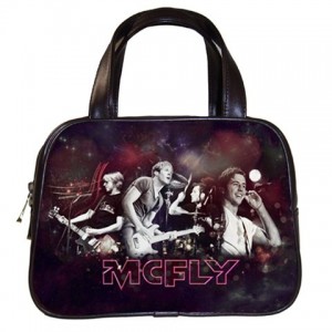 http://www.starsonstuff.com/8926-thickbox/mcfly-classic-handbag.jpg