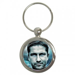 http://www.starsonstuff.com/8940-thickbox/gerard-butler-round-keyring.jpg