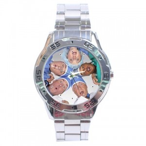 http://www.starsonstuff.com/8977-thickbox/scrubs-analogue-mens-watch.jpg
