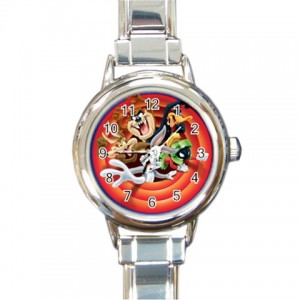 http://www.starsonstuff.com/9459-thickbox/looney-tunes-round-italian-charm-watch.jpg