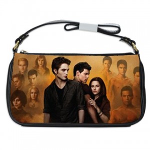http://www.starsonstuff.com/946-1202-thickbox/twilight-new-moon-shoulder-clutch-bag.jpg