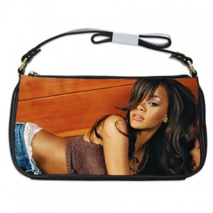 http://www.starsonstuff.com/947-1203-thickbox/rihanna-shoulder-clutch-bag.jpg