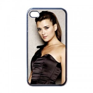 https://www.starsonstuff.com/8840-thickbox/ncis-ziva-apple-iphone-4-4s-ios-5-case.jpg